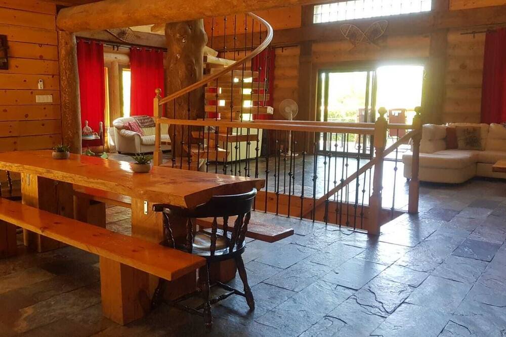 Photo of Kitchen in Wentworth-Nord