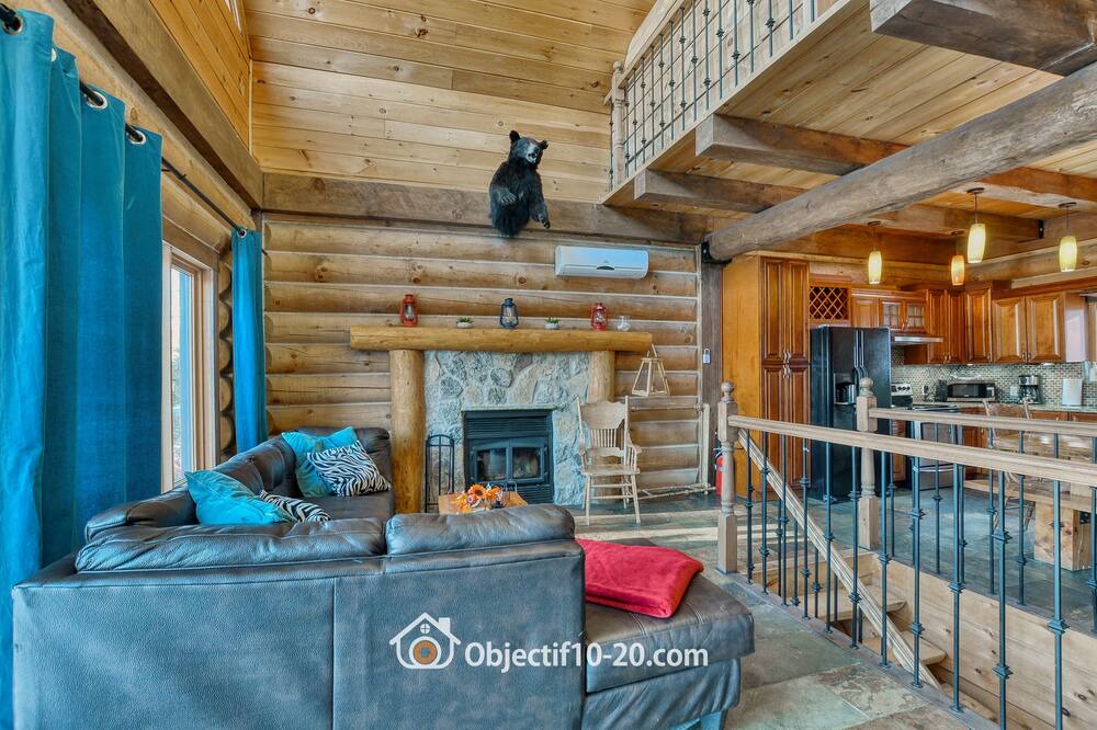 Photo of Livingroom in Wentworth-Nord