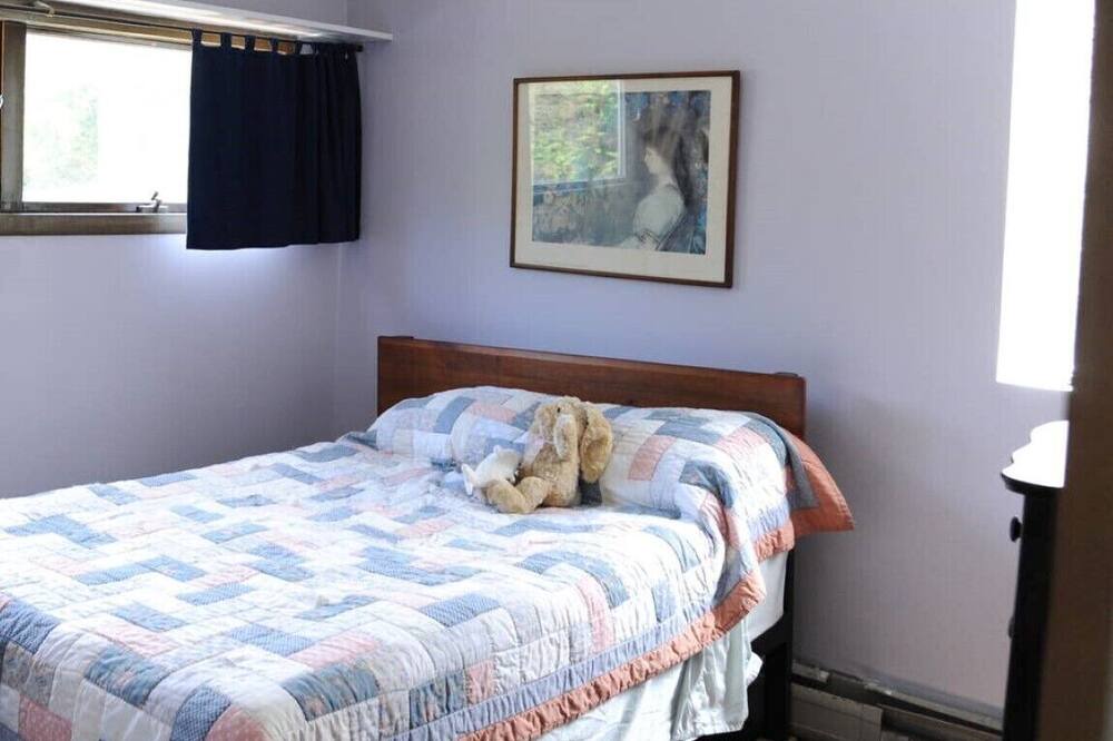 Photo of Bedroom in Ithaca