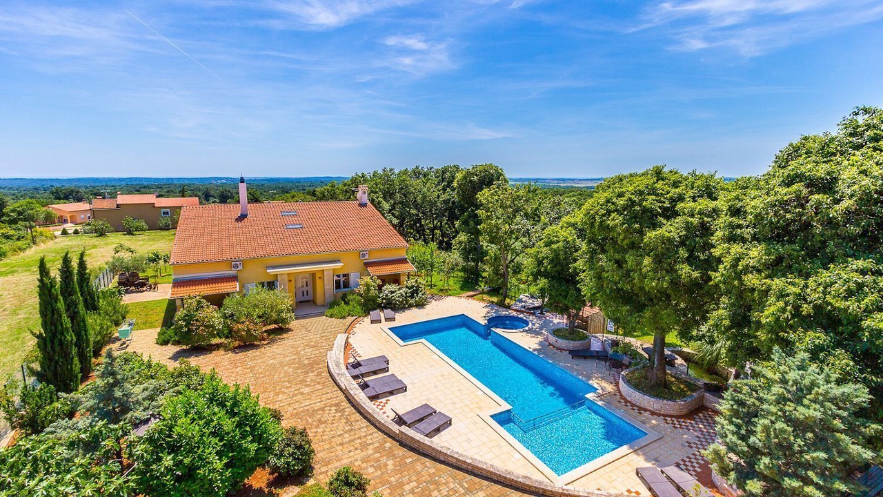Photo of Outdoor in Valtura