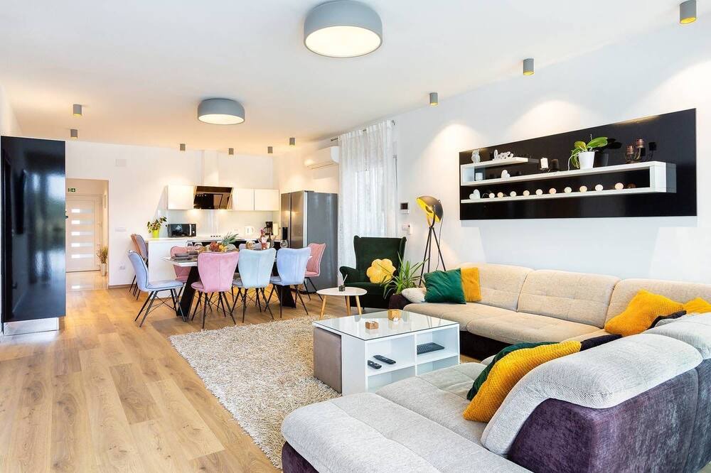Photo of Livingroom in Skatari