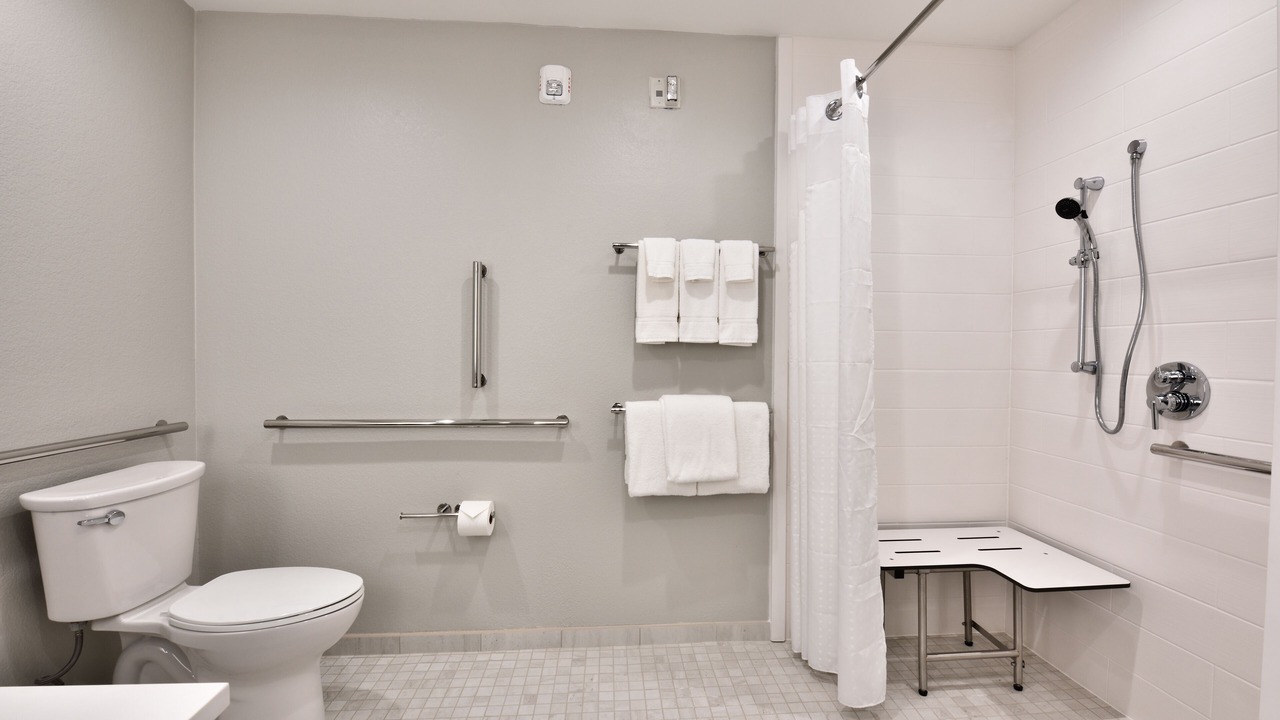 Photo of Bathroom in Spring