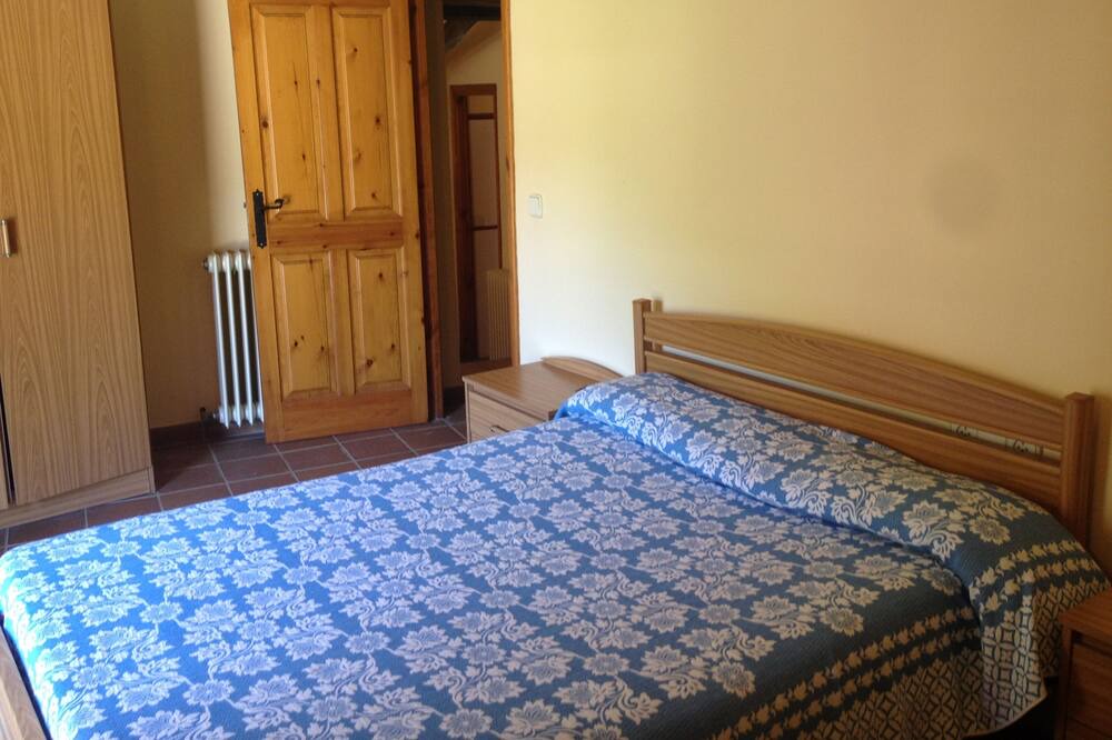 Photo of Bedroom in Osor