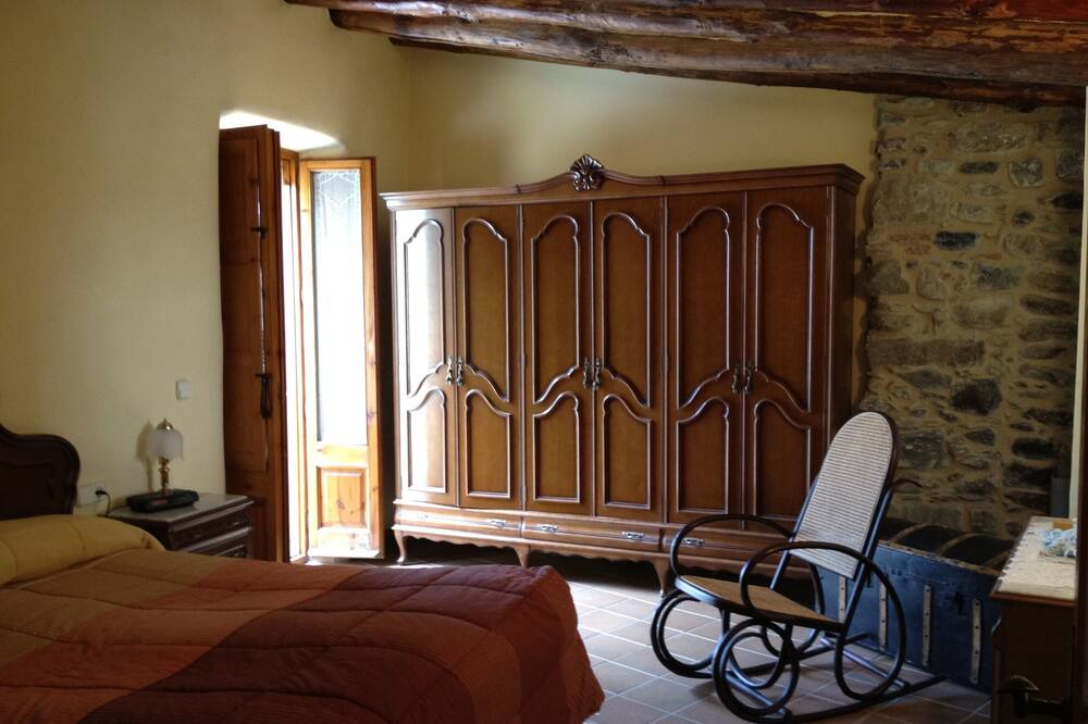 Photo of Bedroom in Osor