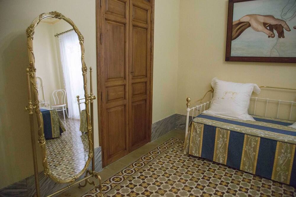 Photo of Bedroom in Monovar