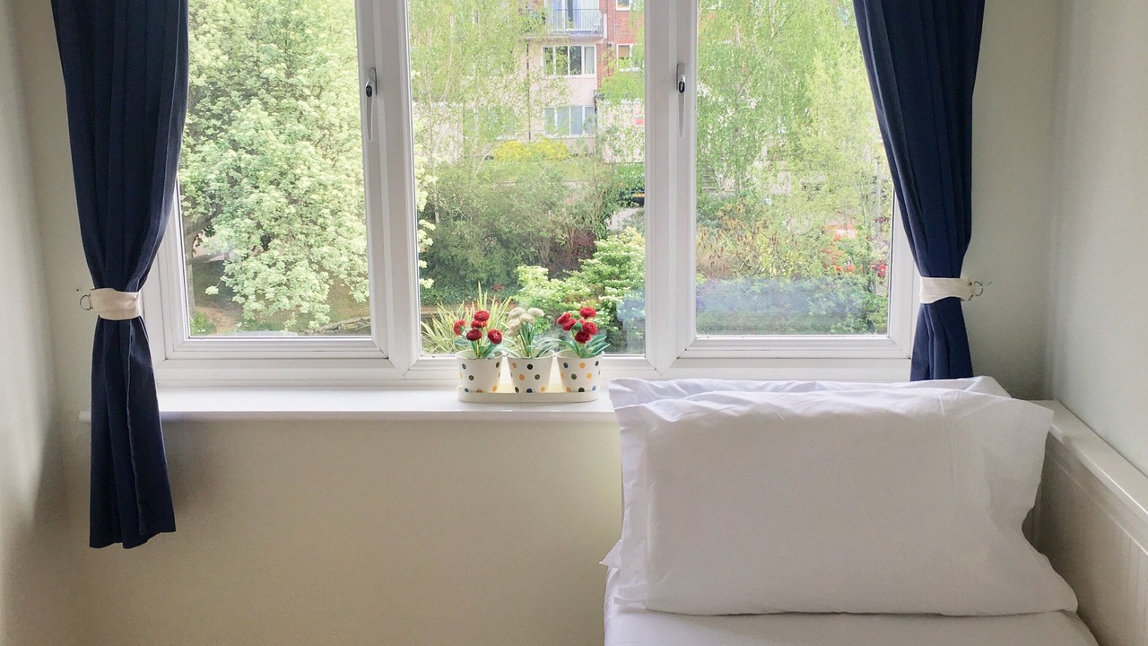 Photo of Others in Cowley