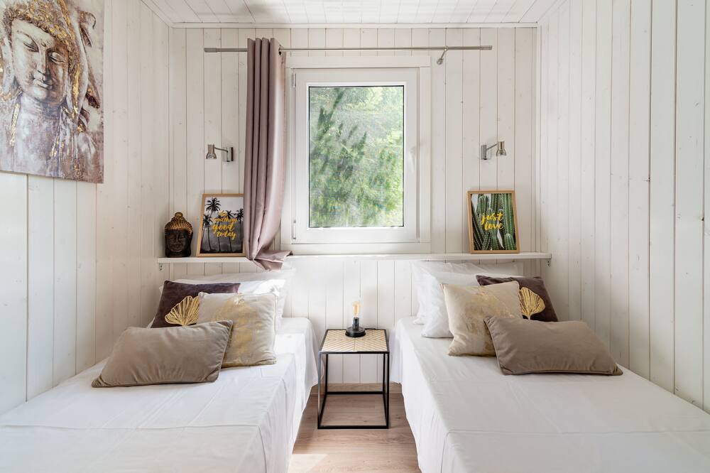 Photo of Bedroom in Amberieu-en-Bugey