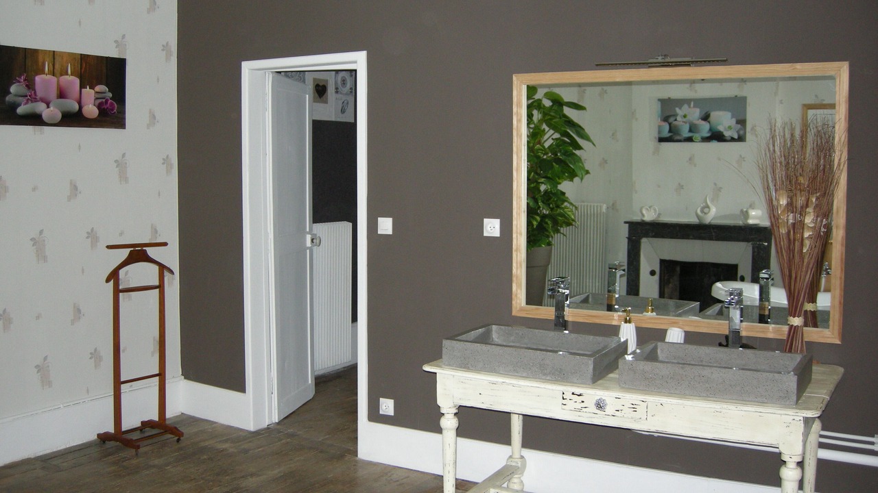 Photo of Bedroom in Tresnay