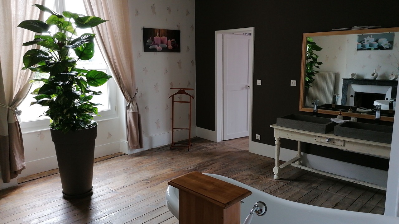 Photo of Bathroom in Tresnay