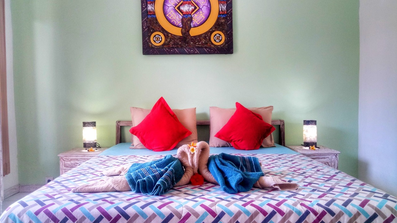 Photo of Others in Mushroom Bay