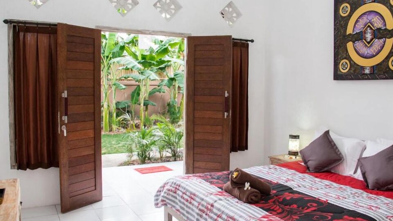 Photo of Others in Mushroom Bay