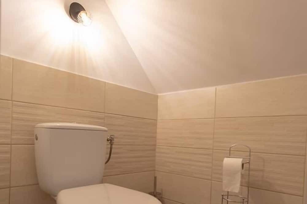 Photo of Bathroom in Tauxigny