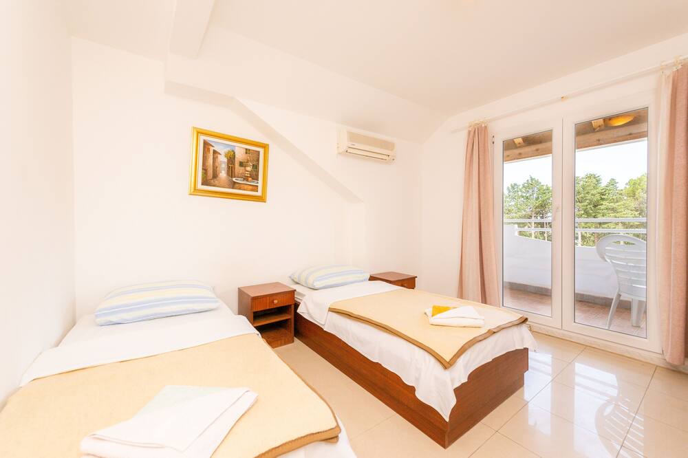 Photo of Bedroom in Zrce