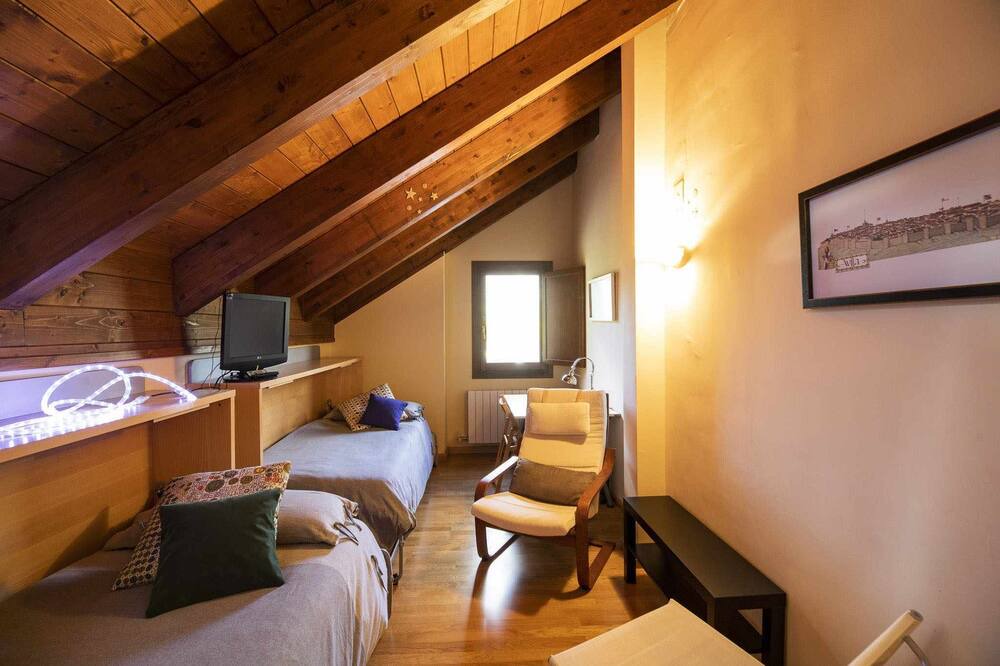 Photo of Bedroom in Linsoles