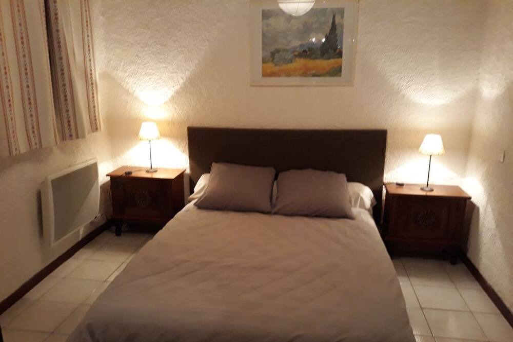 Photo of Bedroom in Autignac