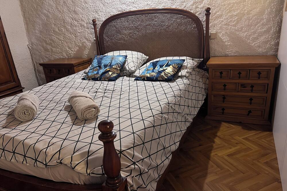 Photo of Bedroom in Autignac
