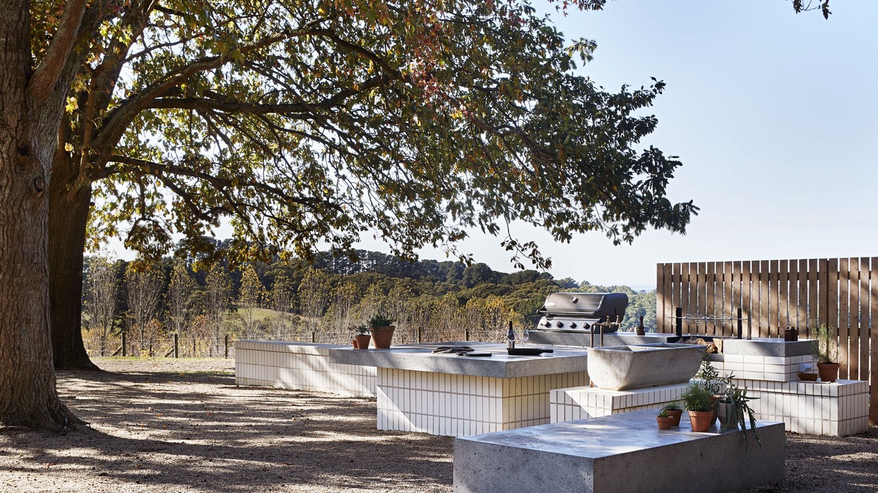 Photo of Outdoor in Red Hill