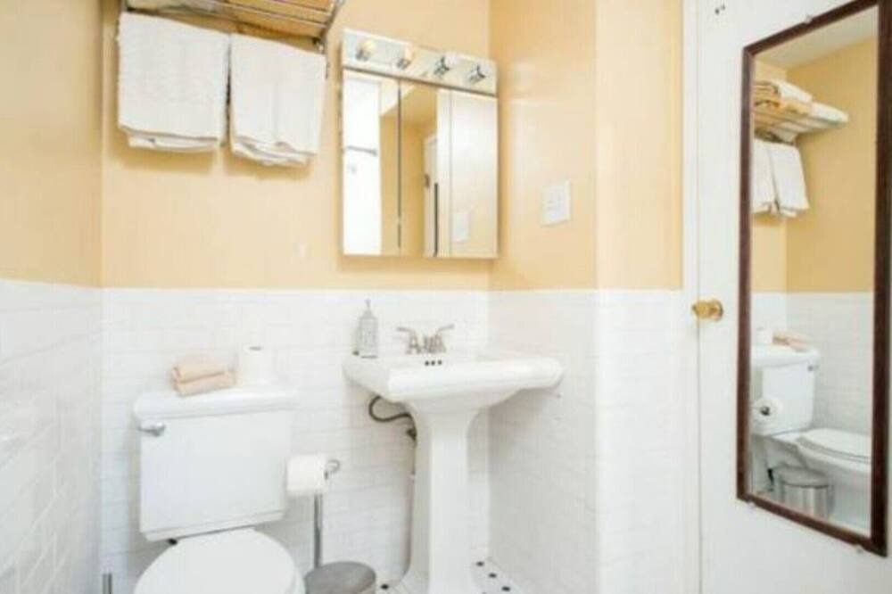 Photo of Bathroom in North End