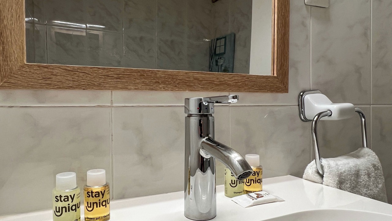 Photo of Bathroom in el Camp d'en Grassot i Gracia Nova