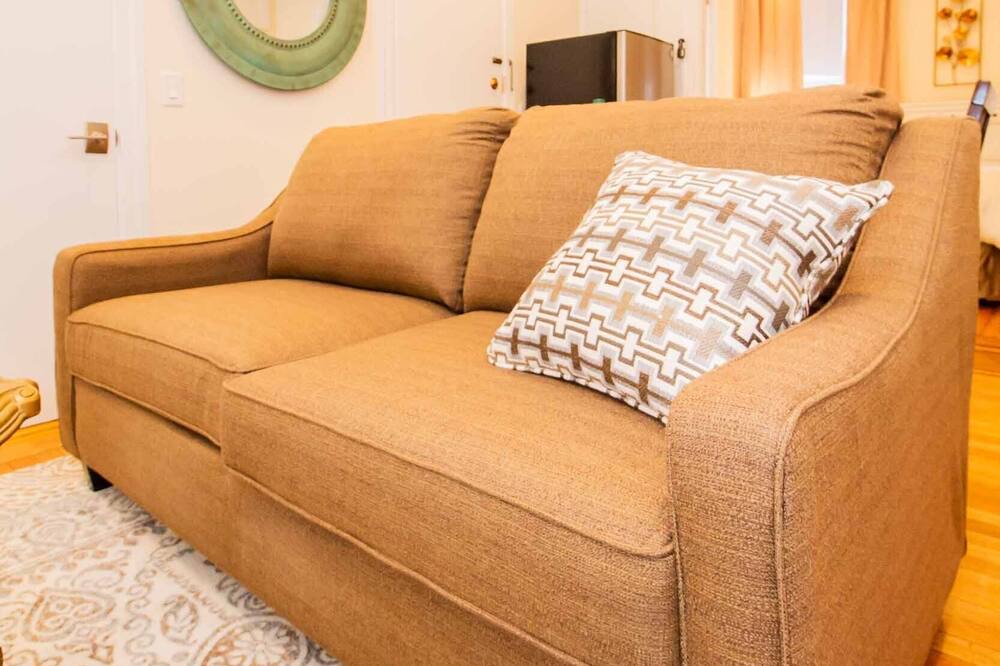 Photo of Bedroom in Cleveland Circle