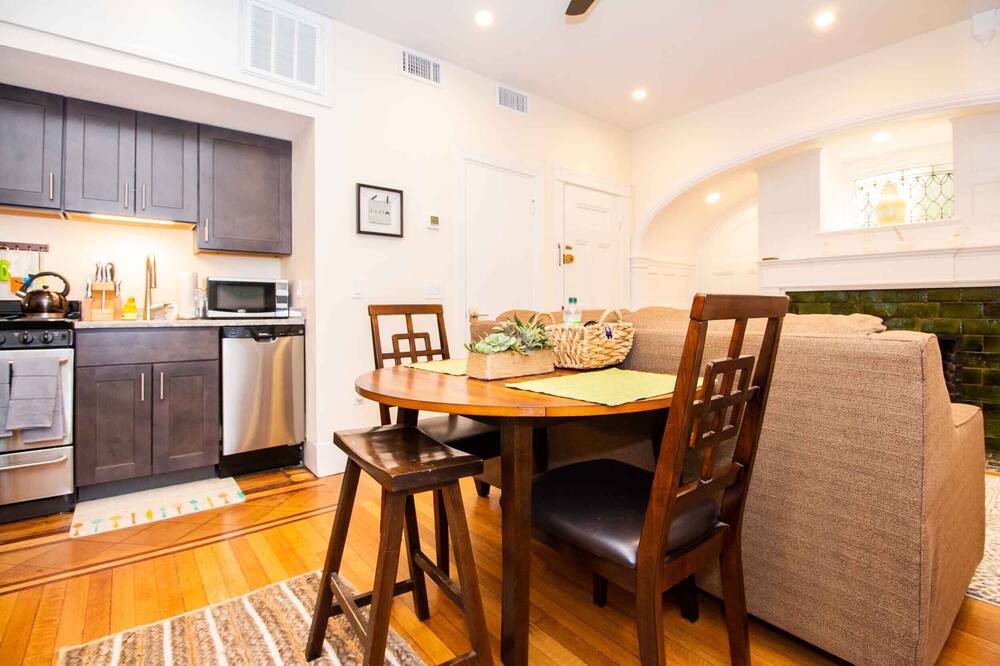 Photo of Kitchen in Cleveland Circle