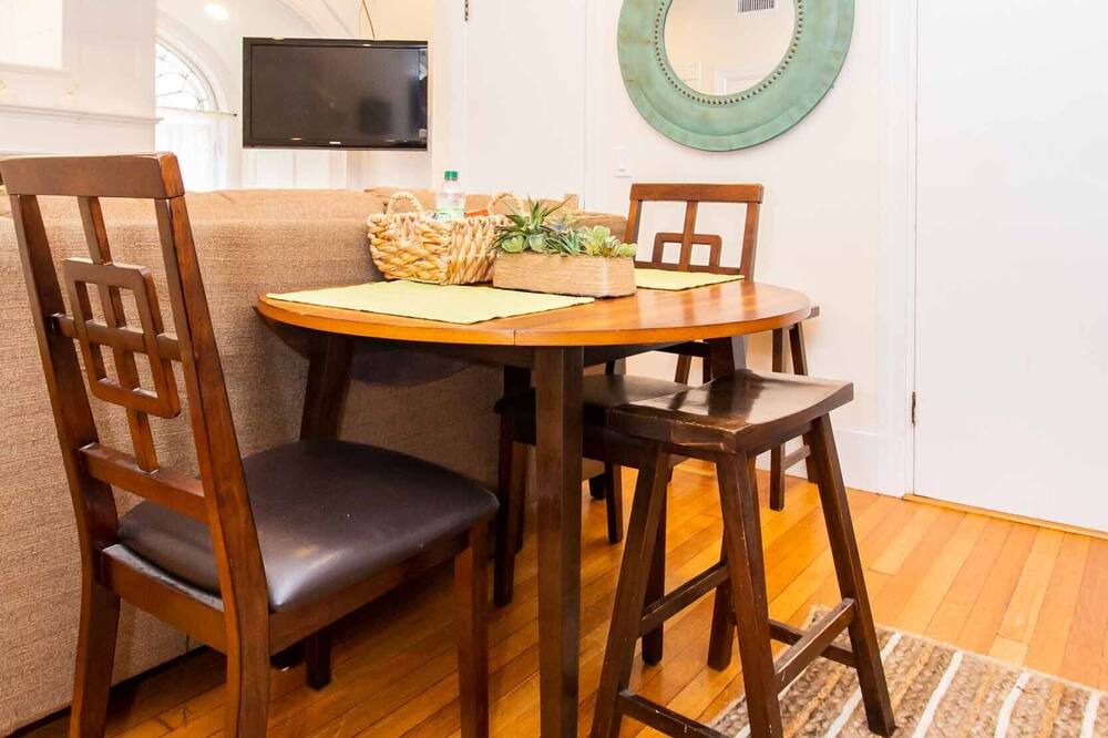 Photo of Kitchen in Cleveland Circle