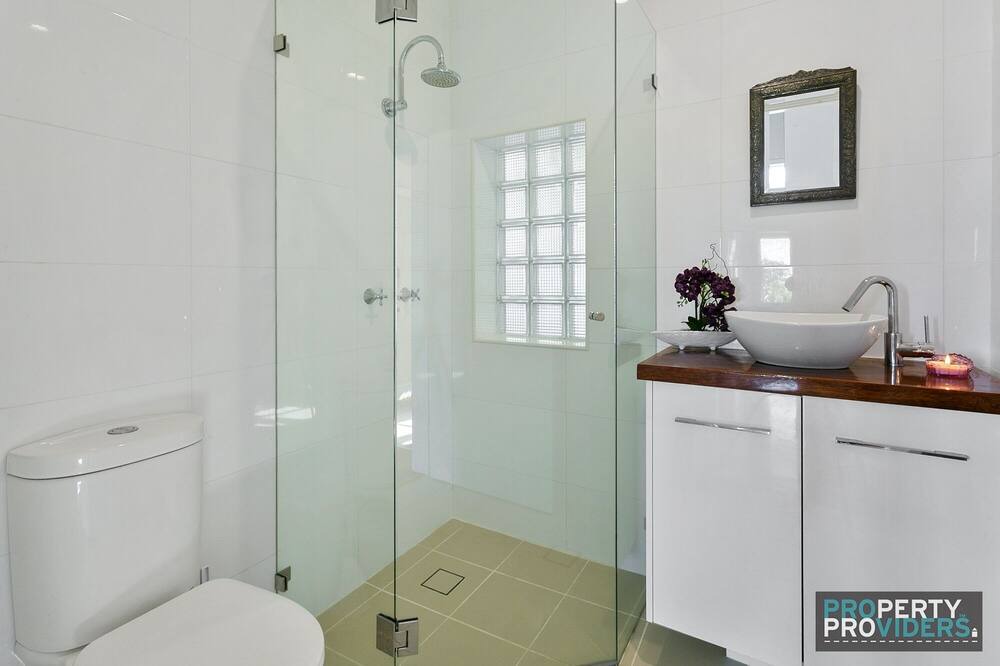 Photo of Others in Queenscliff