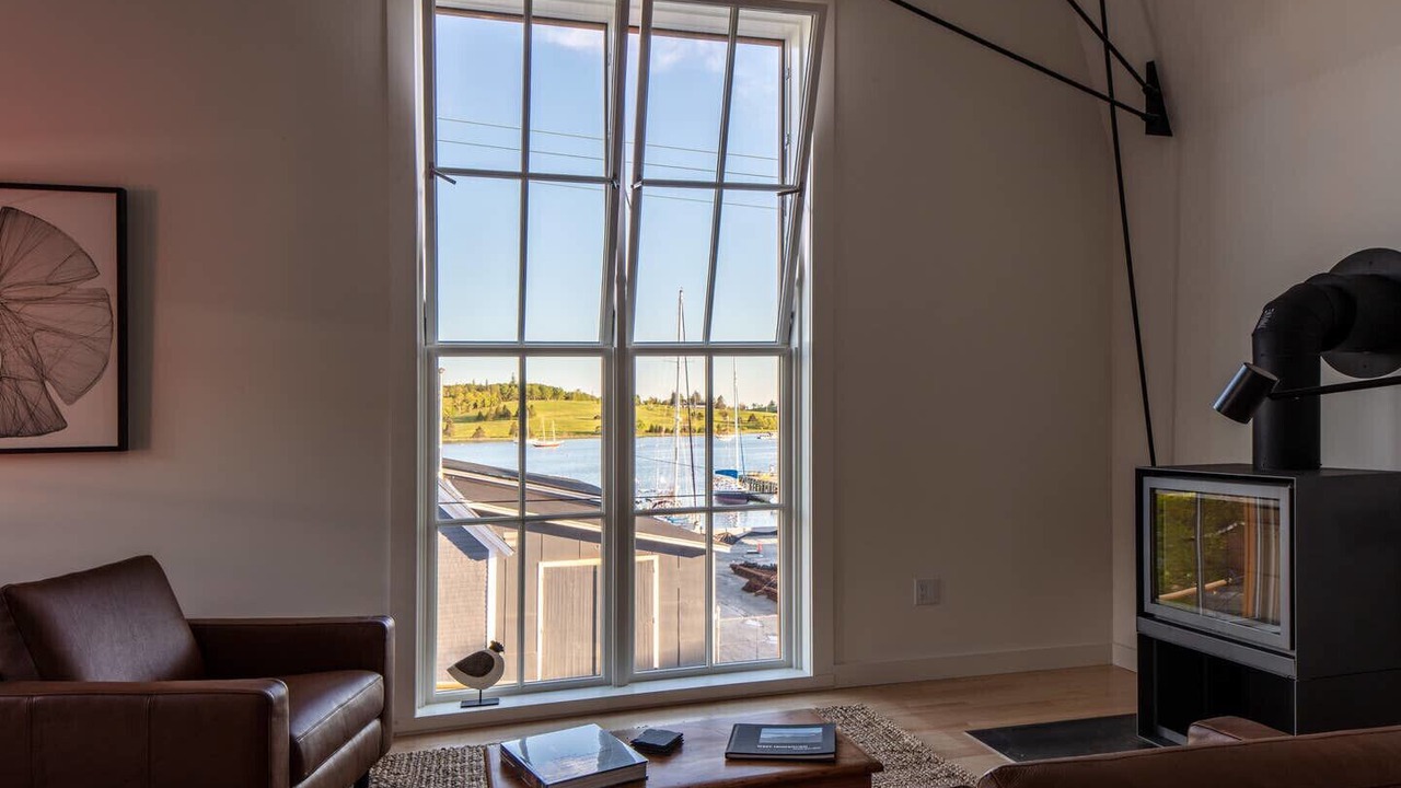 Photo of Livingroom in Lunenburg Waterfront