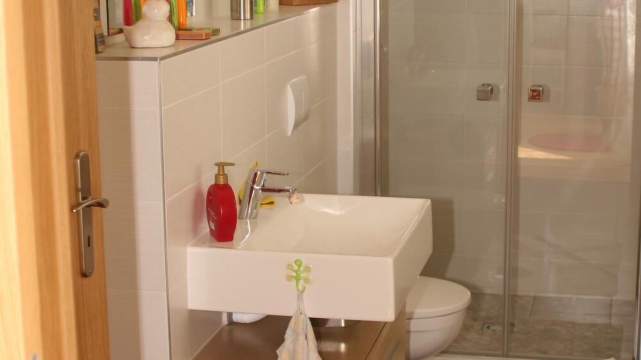 Photo of Bathroom in Mies
