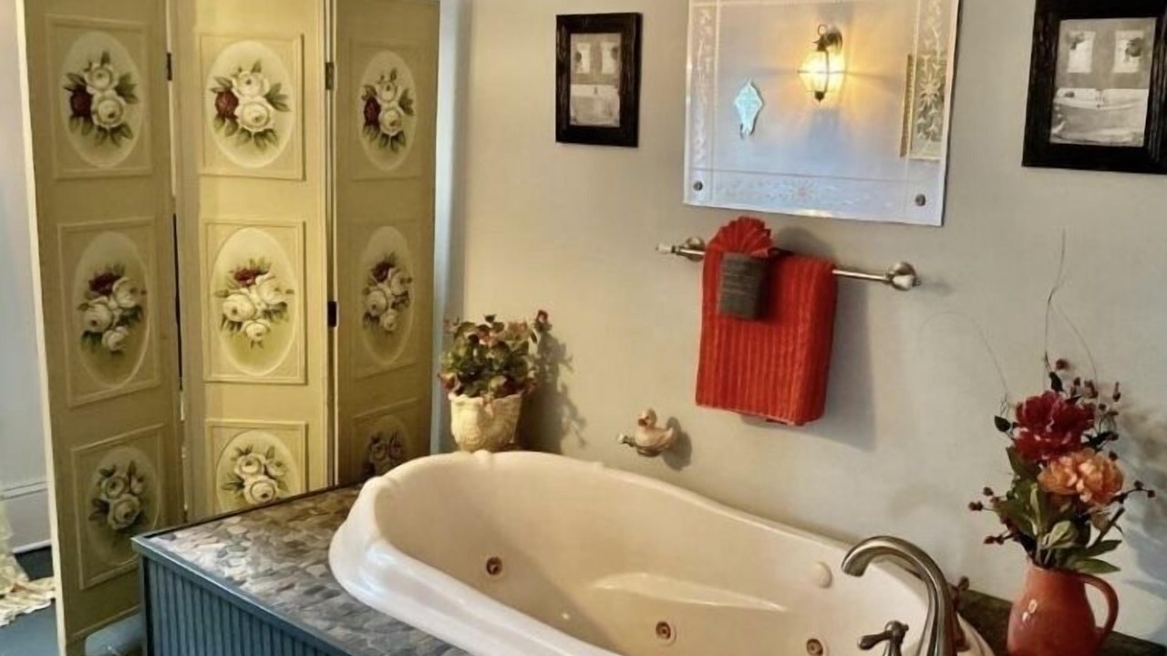Photo of Bathroom in Canandaigua