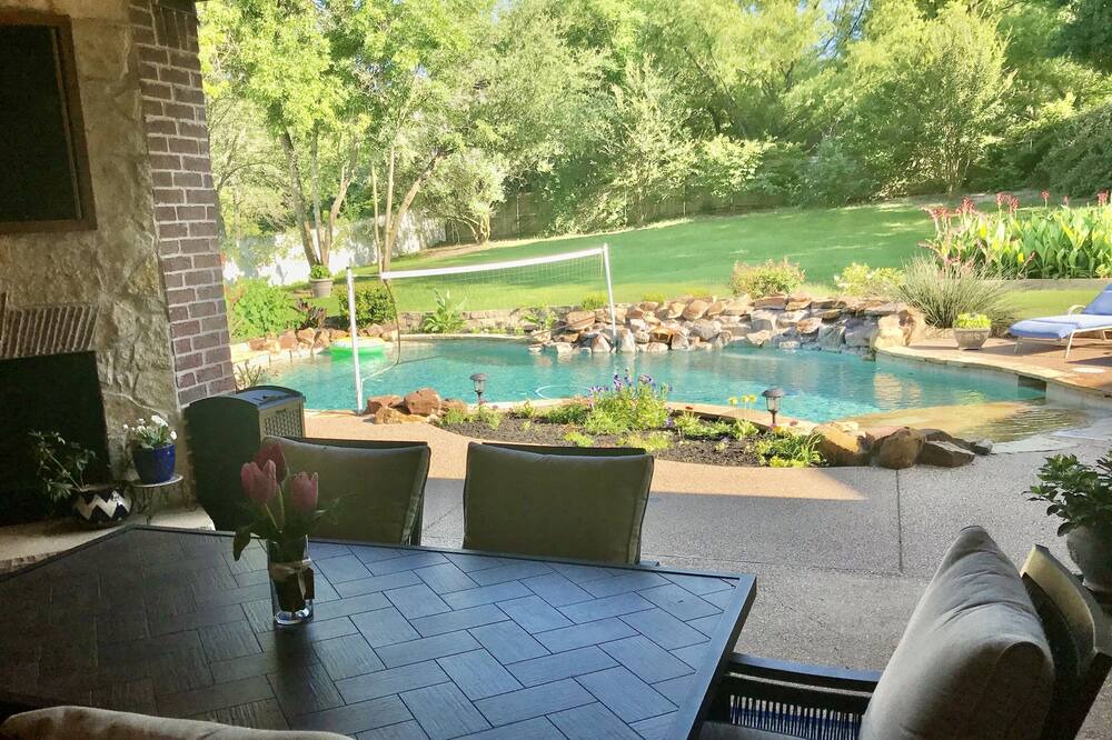 Photo of Outdoor in Lakeside