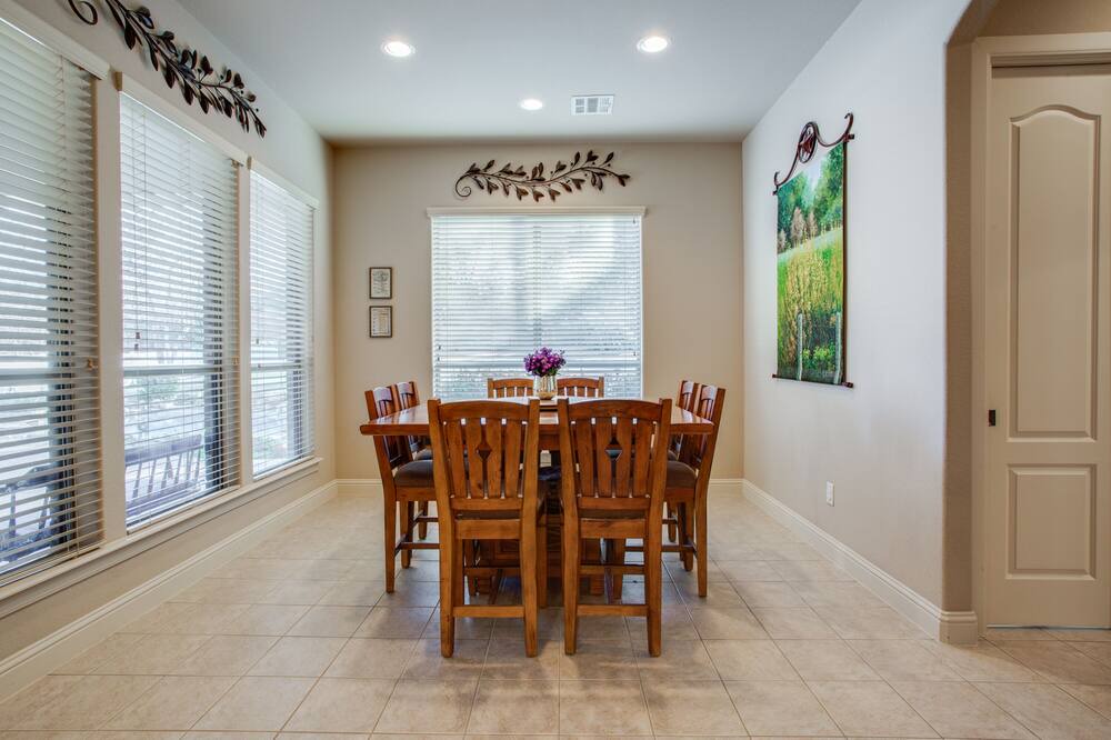 Photo of Bedroom in Lakeside