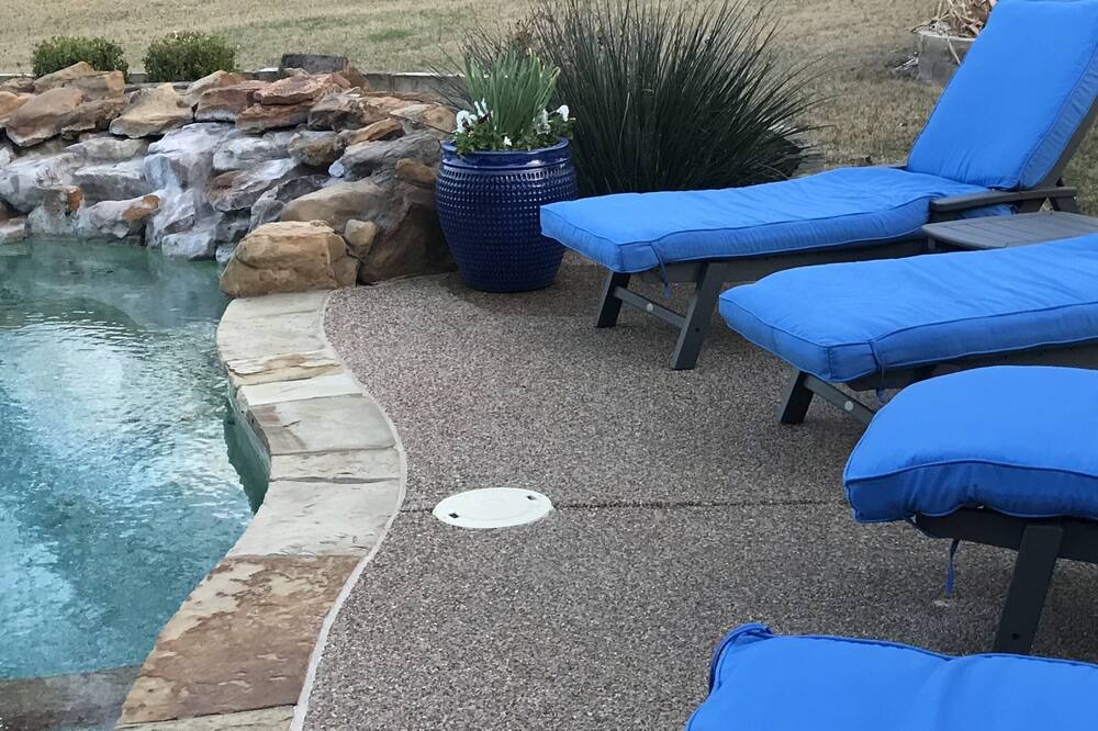 Photo of Outdoor in Lakeside