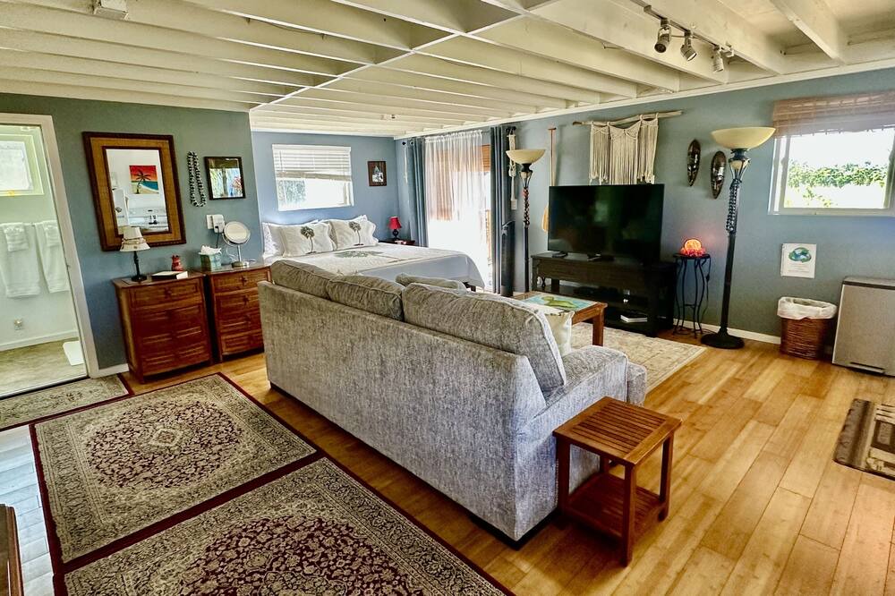 Photo of Livingroom in Haliimaile