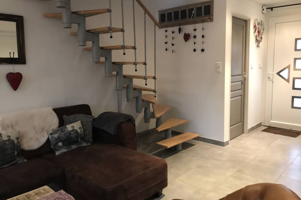 Photo of Livingroom in Jeuxey