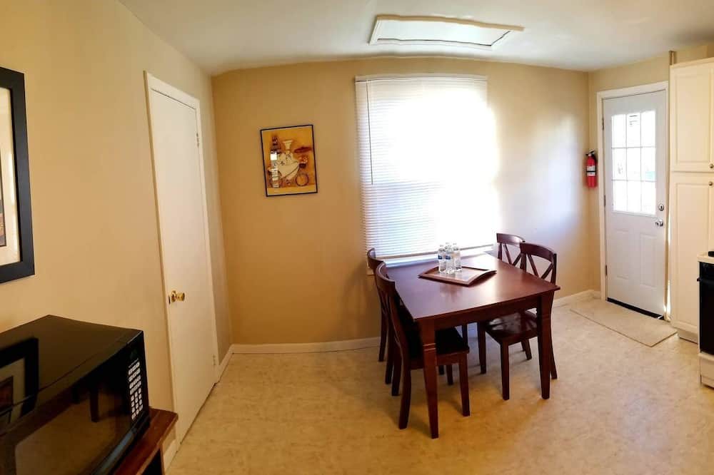 Photo of Kitchen in Des Peres