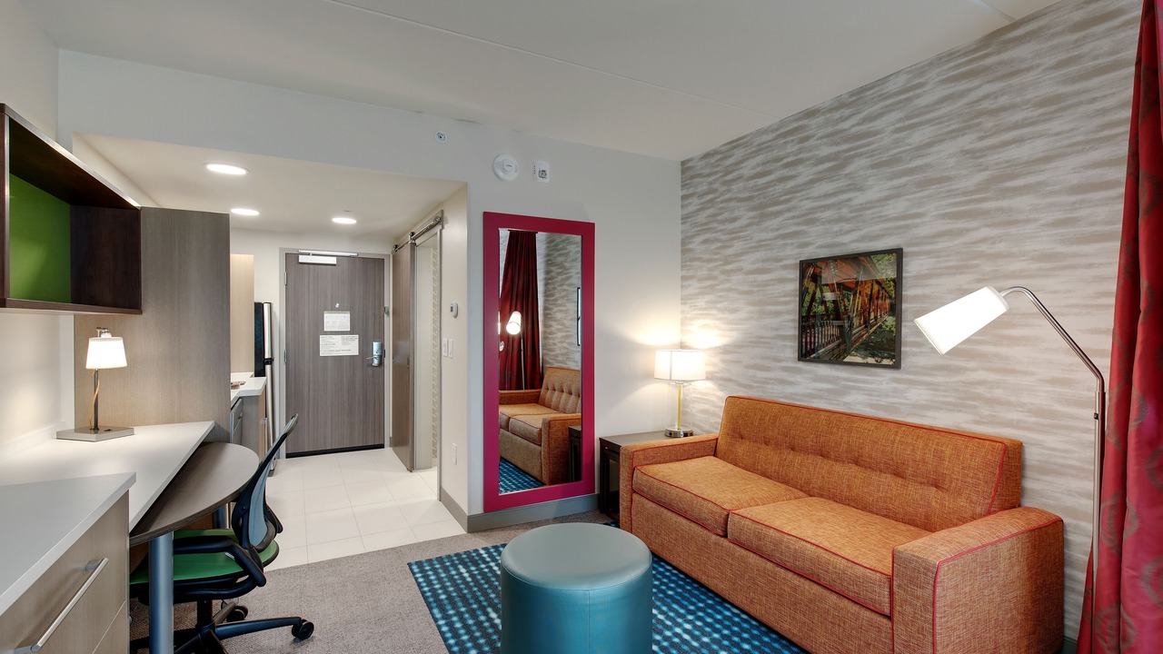 Photo of Bedroom in Roswell