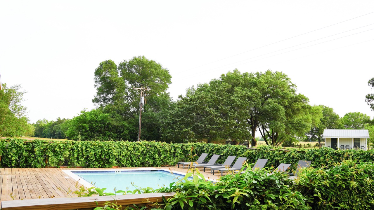 Photo of Outdoor in Warrenton
