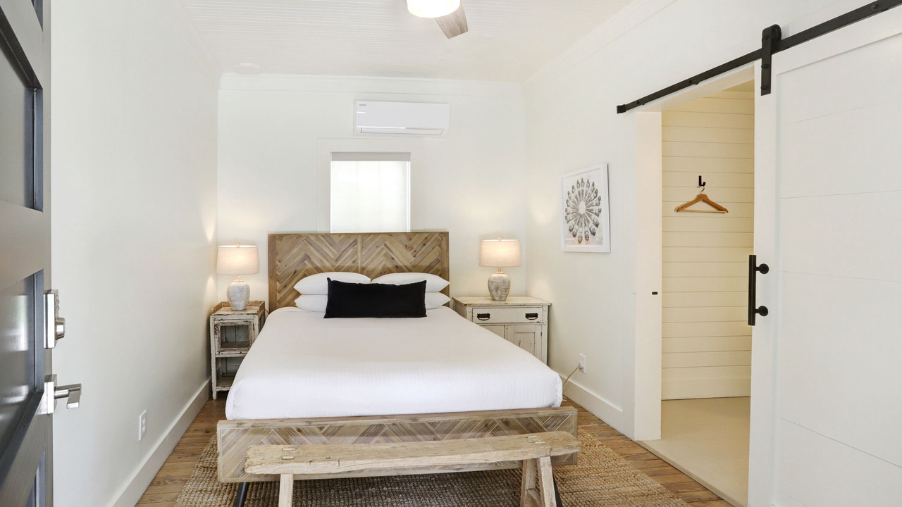 Photo of Bedroom in Warrenton