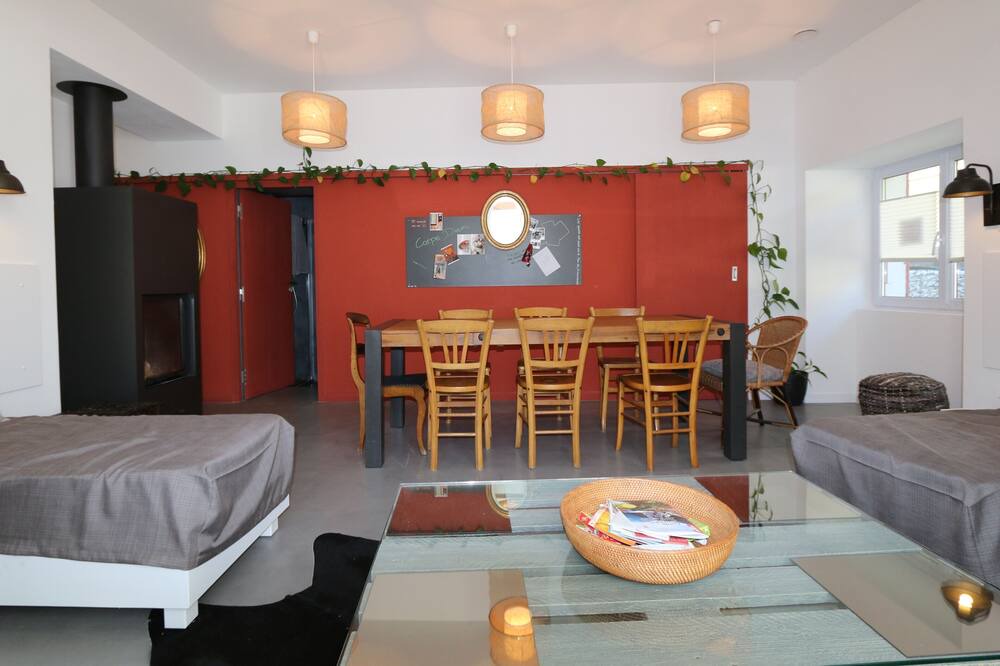 Photo of Livingroom in Saint-Pierre-d'Entremont