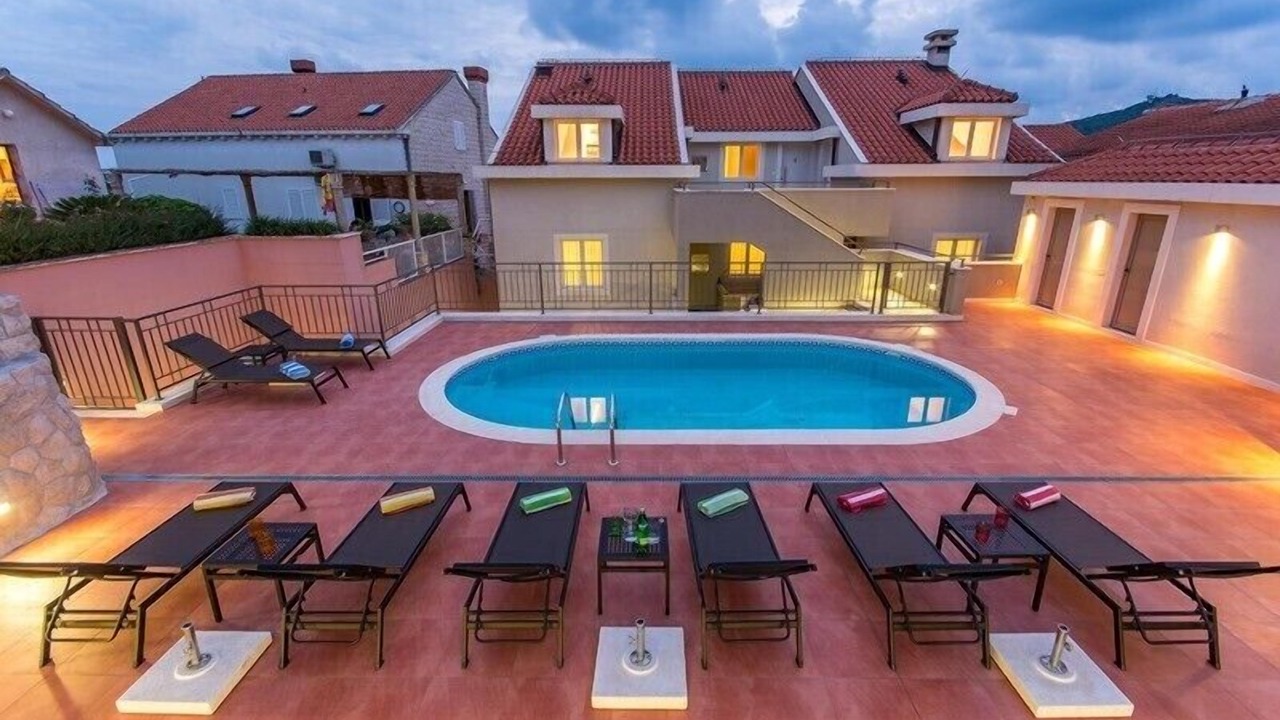 Photo of Outdoor in Molunat