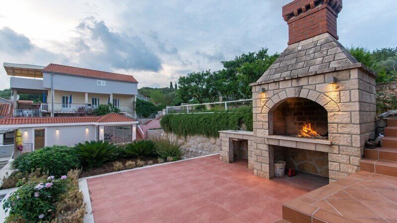 Photo of Outdoor in Molunat