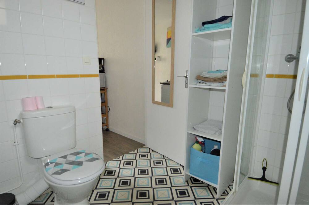 Photo of Bathroom in Arromanches-les-Bains