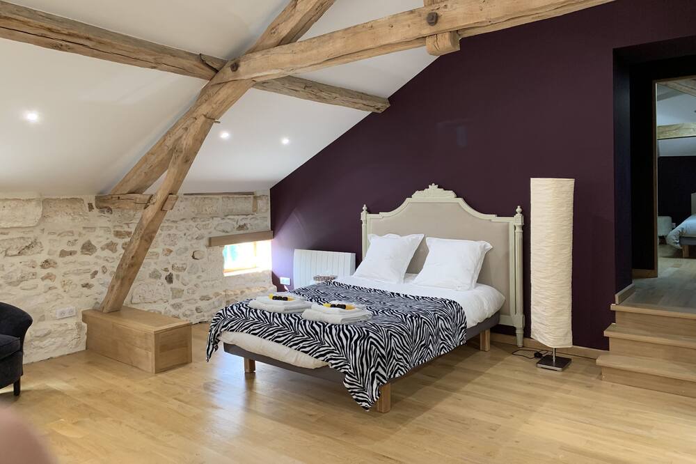 Photo of Bedroom in Saint-Pierre-de-Cole