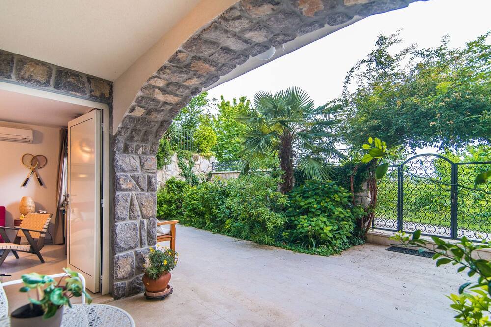 Photo of Outdoor in Opric