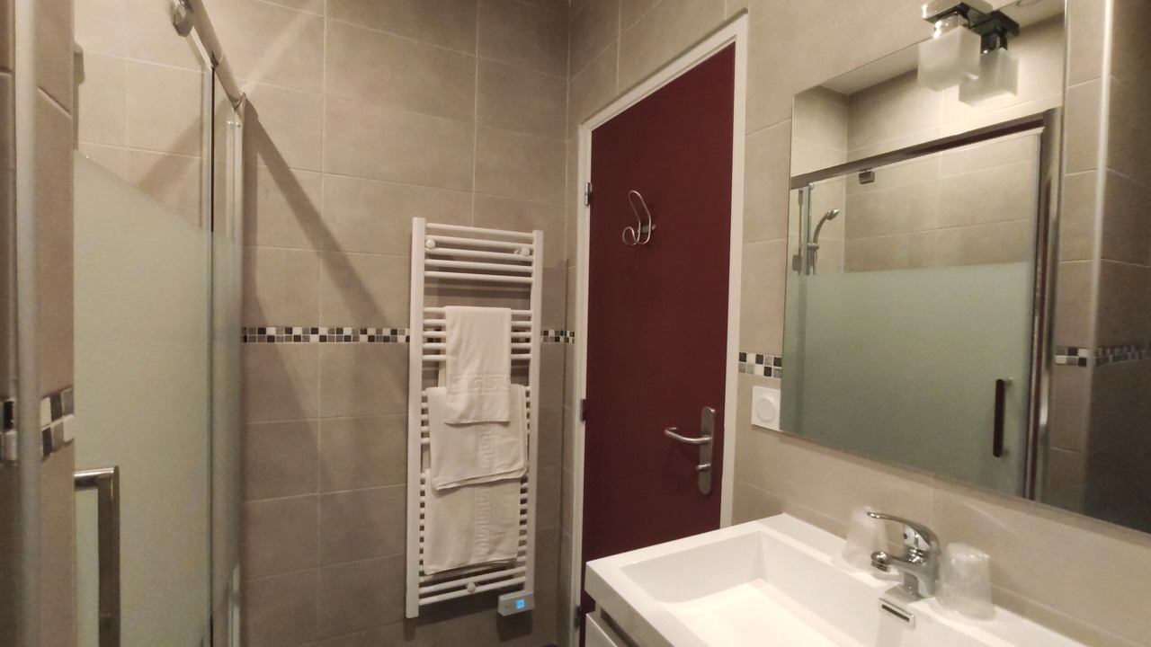 Photo of Bathroom in Mehun-sur-Yevre