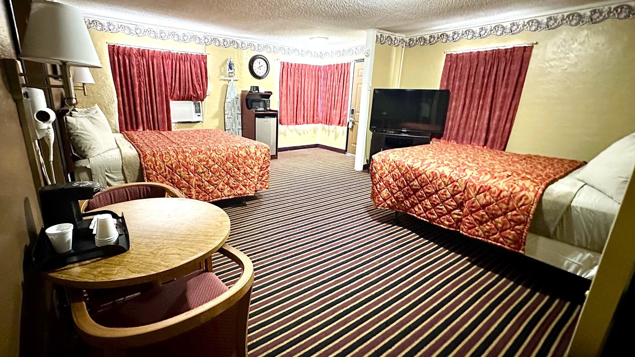 Photo of Bedroom in Vinita