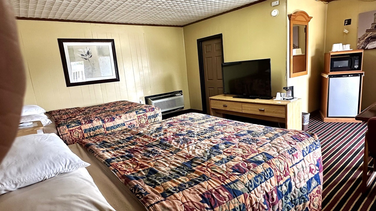 Photo of Bedroom in Vinita