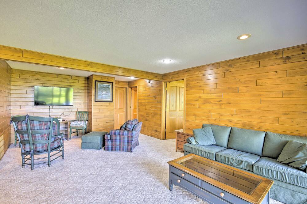 Photo of Others in Brill