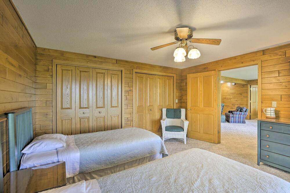 Photo of Bedroom in Brill